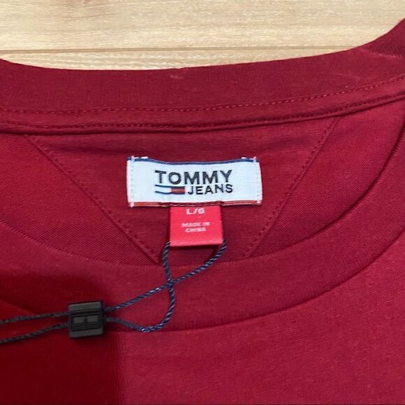 Tommy Hilfiger red blue & white crop top size L - Picture 5 of 8